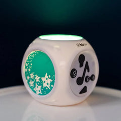 Kube: Luz Nocturna Musical con Proyección