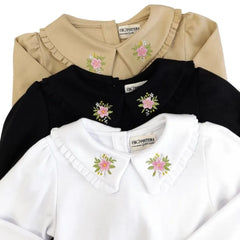 Polo Blanco con Flor Bordada - Compostura